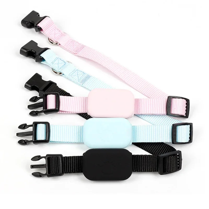 Pet Dog Bluetooth GPS Tracker Mini Tracking Movement Alert Collars Anti Lost Tracker for Cats and Puppies Remote Global Locator